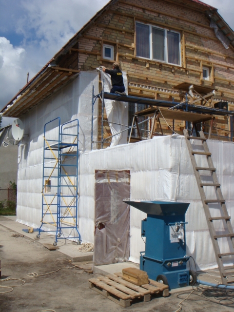 Підготовка утеплення фасада